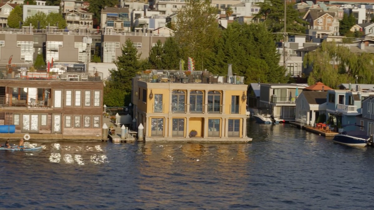 Lake Union Houseboat by Reese Films - Premium Video Production for Real Estate